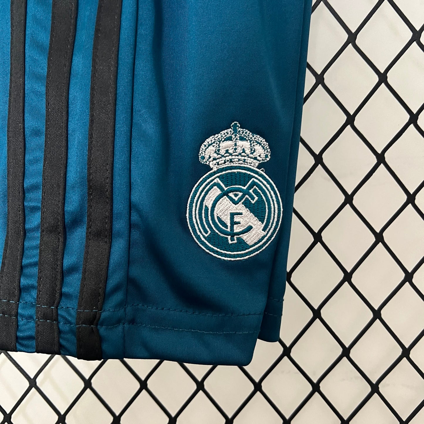 Real Madrid 2017/18 Third Away Kids