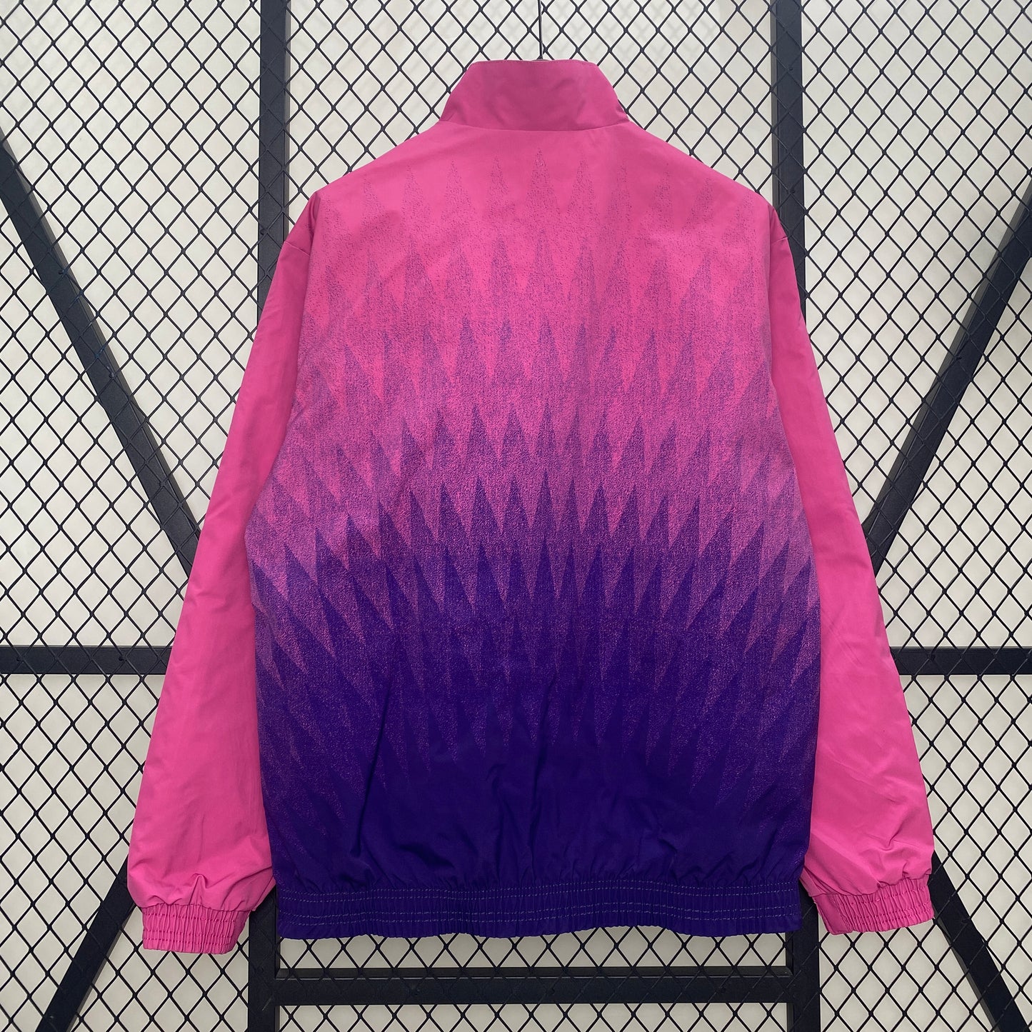 24/25 German Reversible Windbreaker