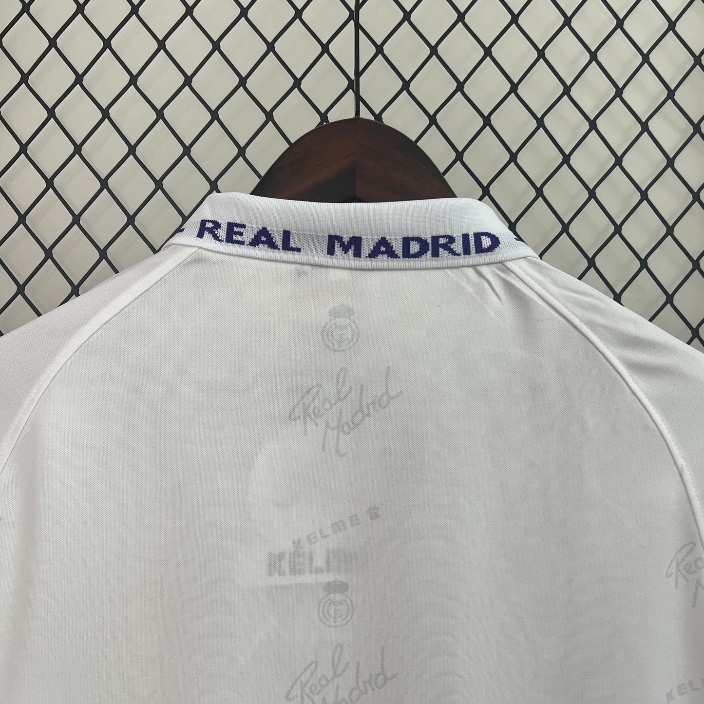 Retro long sleeve Real Madrid 94/96 home
