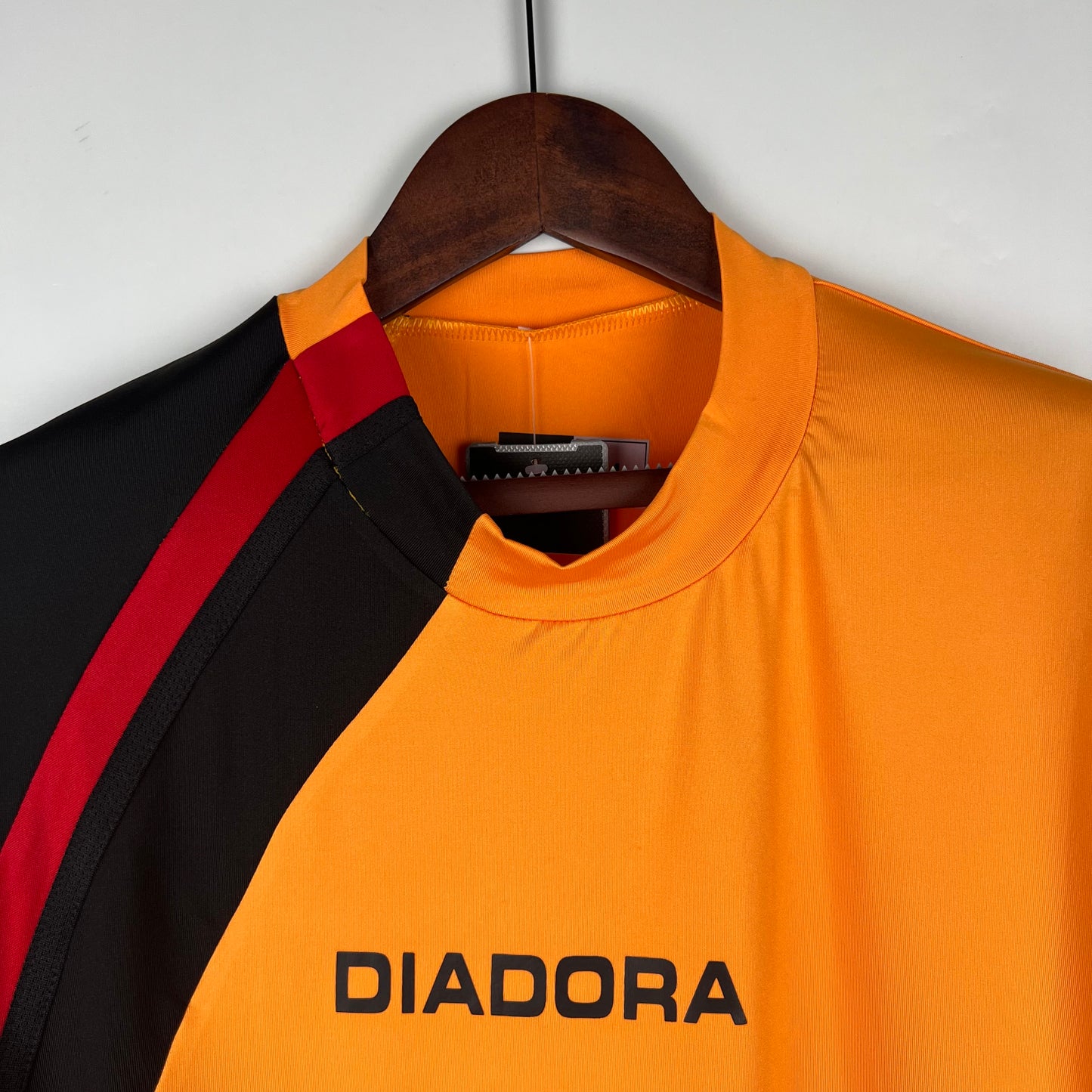 Retro Roma 05/06 Home