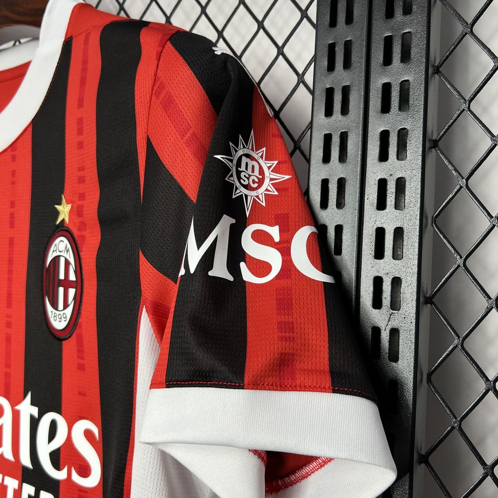 24/25 AC Milan Home