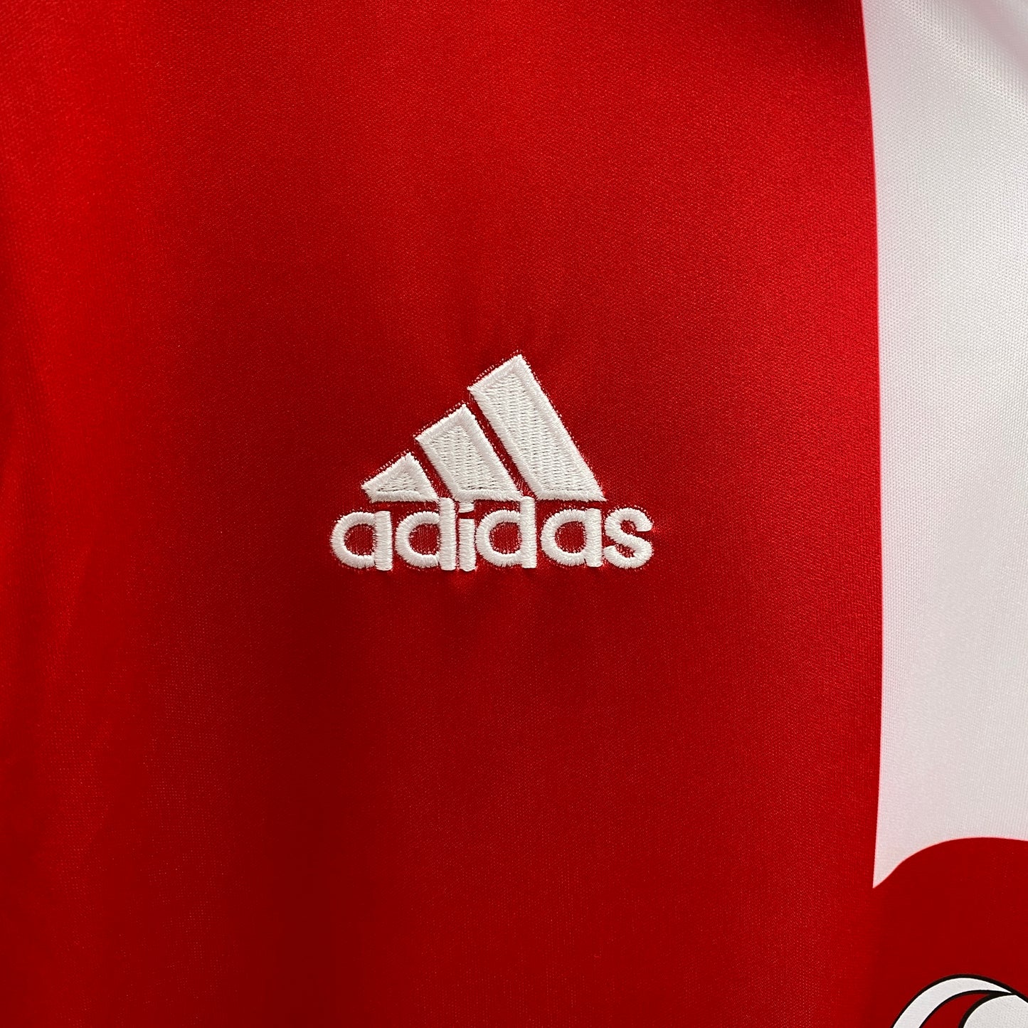 04/05 Benfica Home