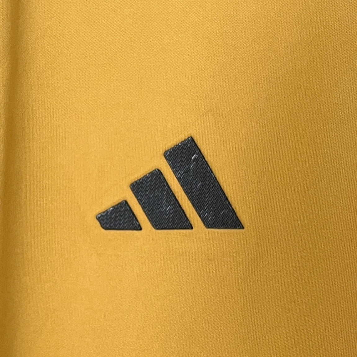 24/25 Colo Colo fourth away