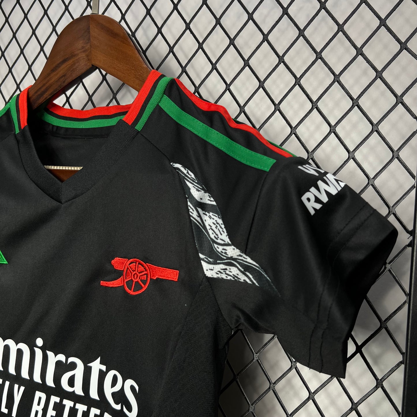 Arsenal 2024/25 Away Kids Kit
