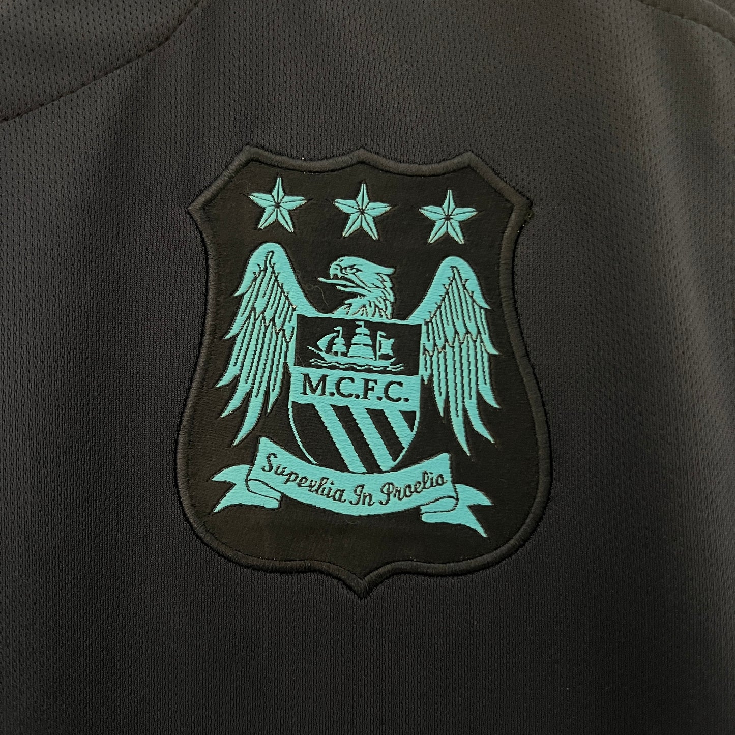 Retro Manchester City 15/16 Away