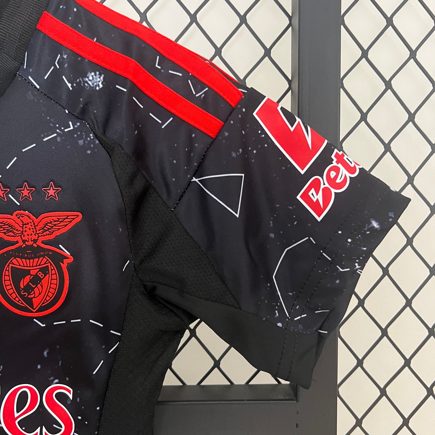 24/25 Kids Benfica away
