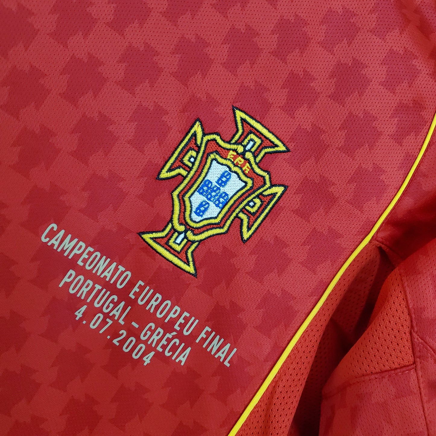 Retro Portugal 2004 home