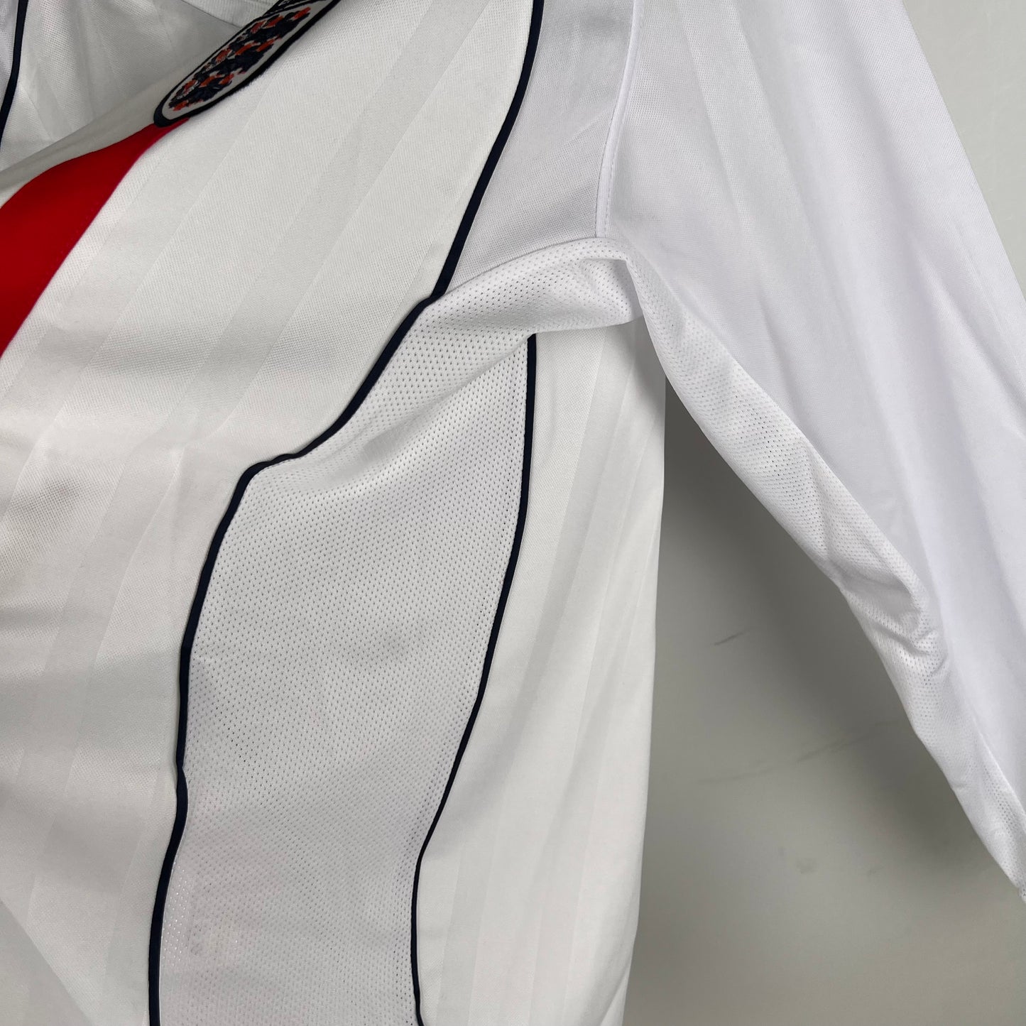 Retro long sleeve England 2002 Home