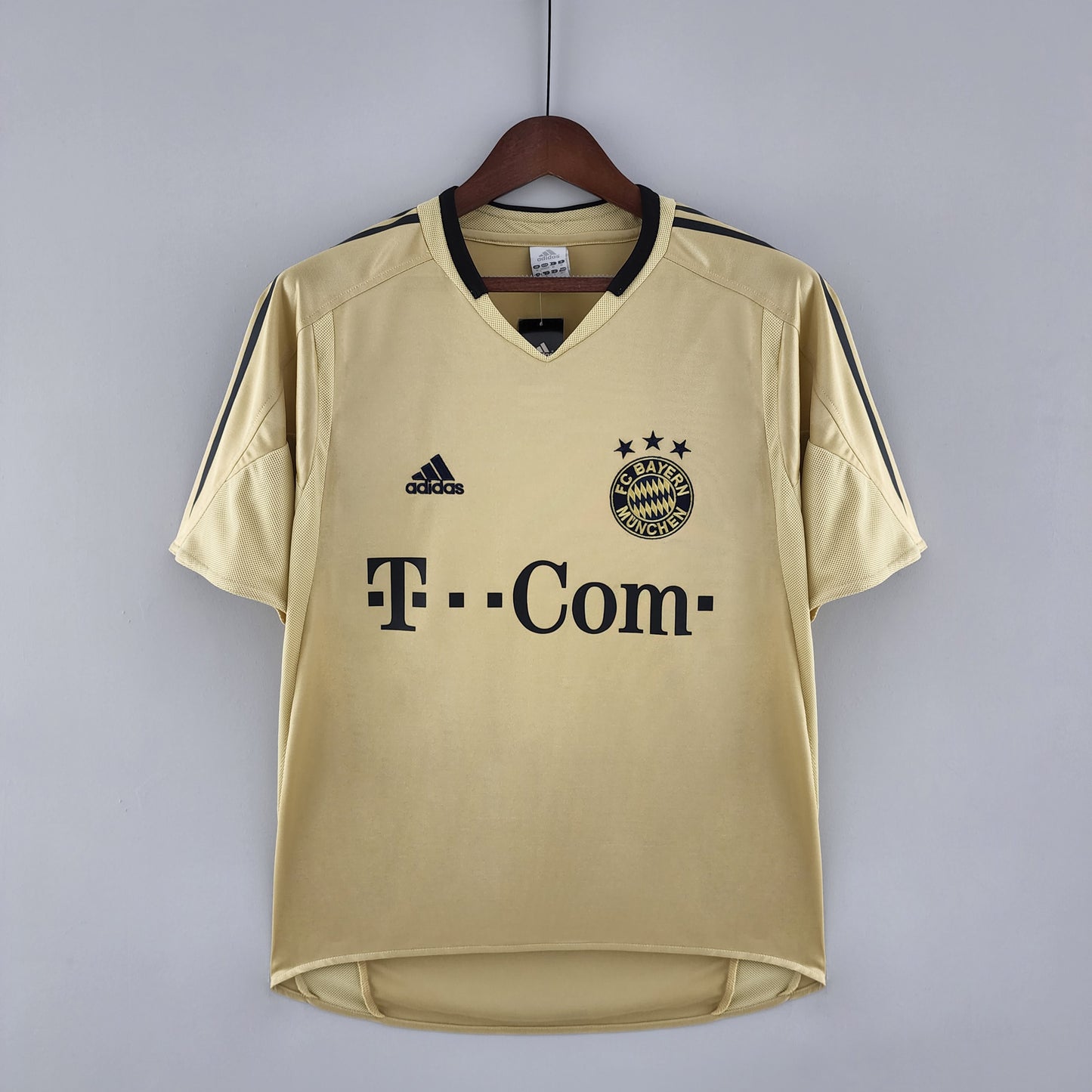 Retro 04/05 Bayern Munich away