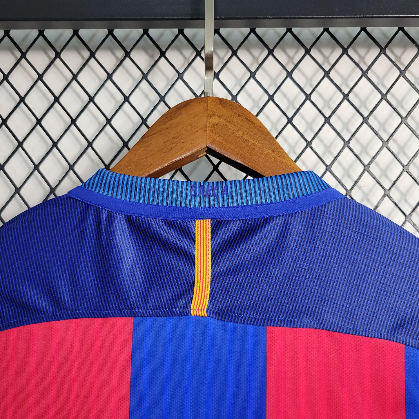 Barcelona 2016/17 Home Retro