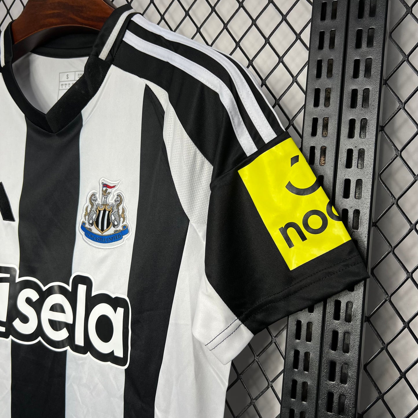 Newcastle 2024/2025 Home Jersey