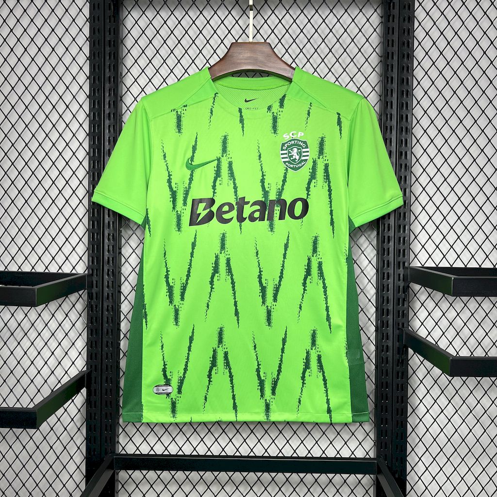 Sporting Third Away 2024/25