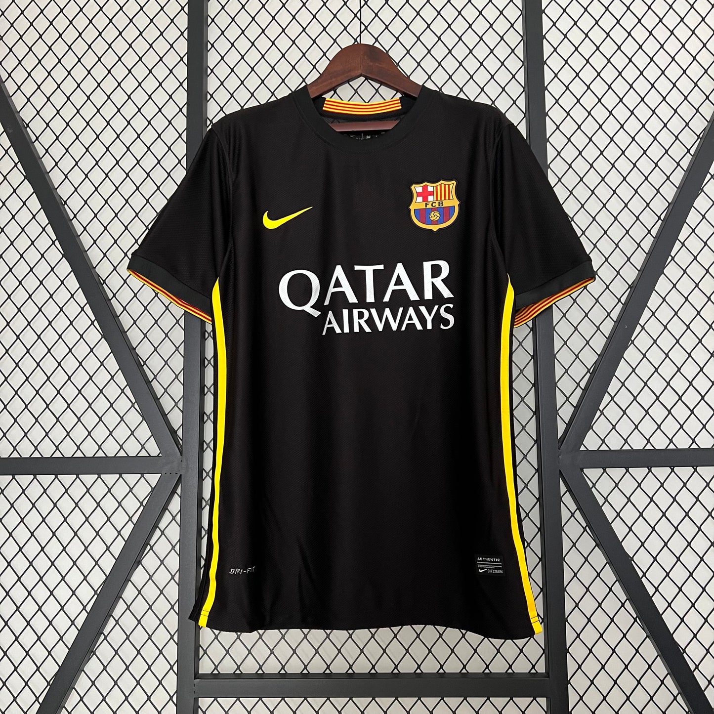 Retro Barcelona 13/14 third away