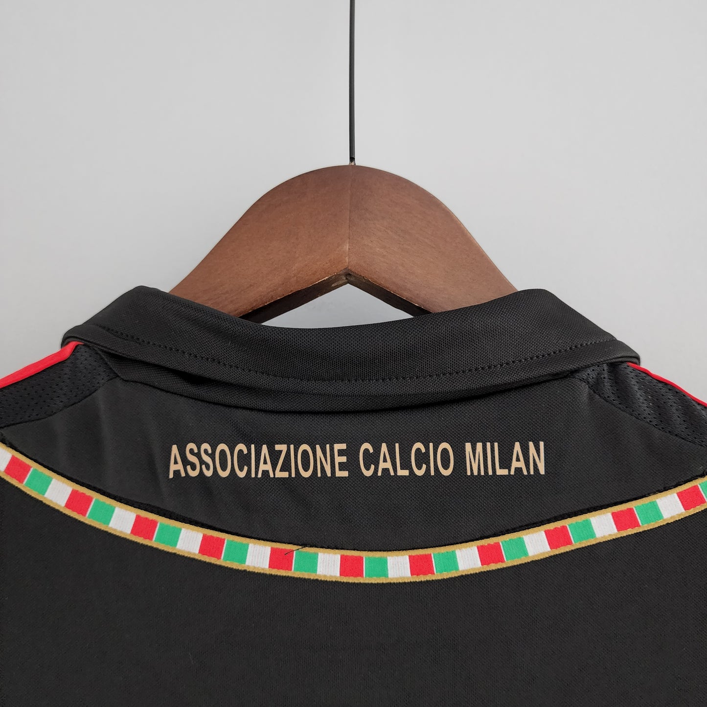 Retro 11/12 AC Milan third away