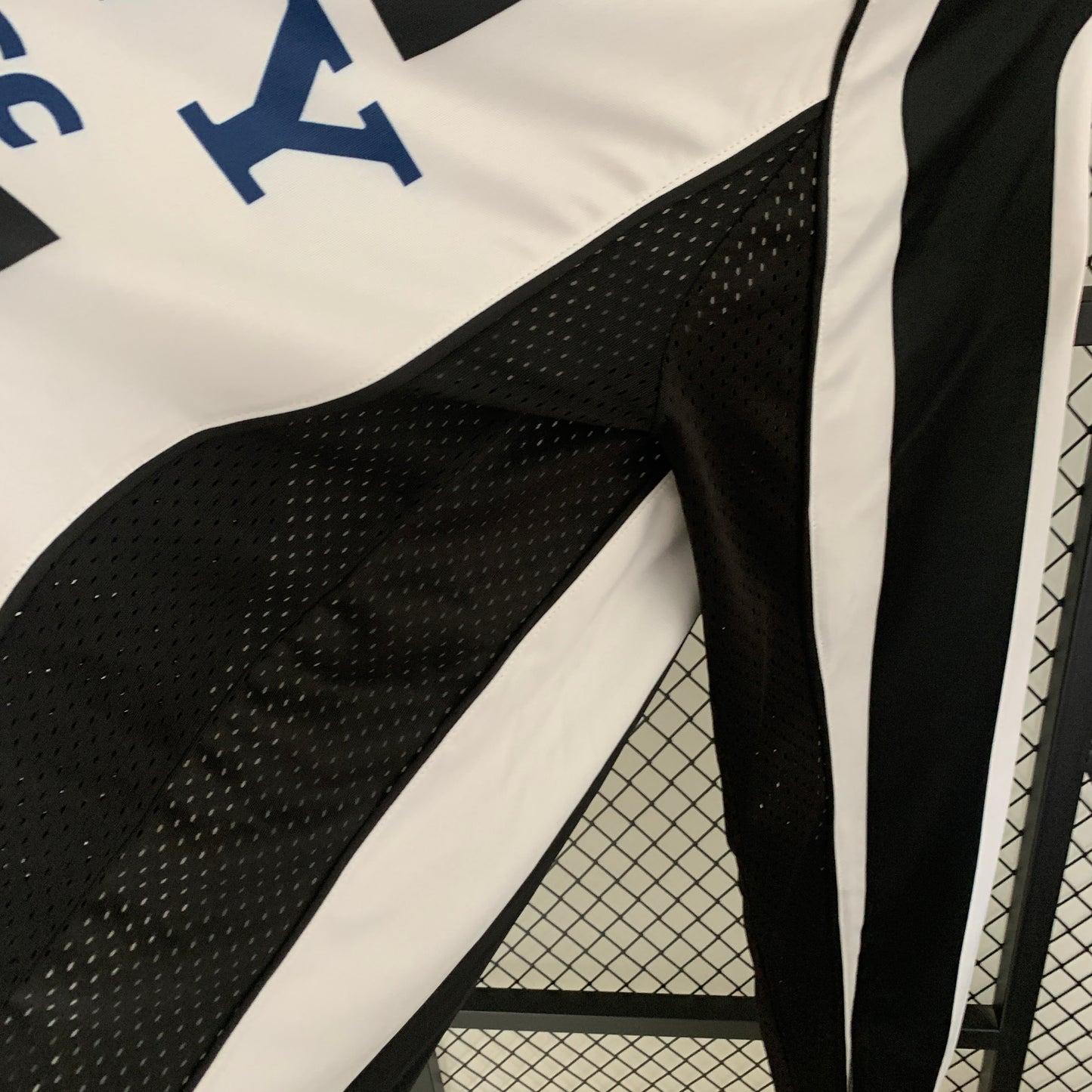 Retro long sleeve Juventus 97/98 home