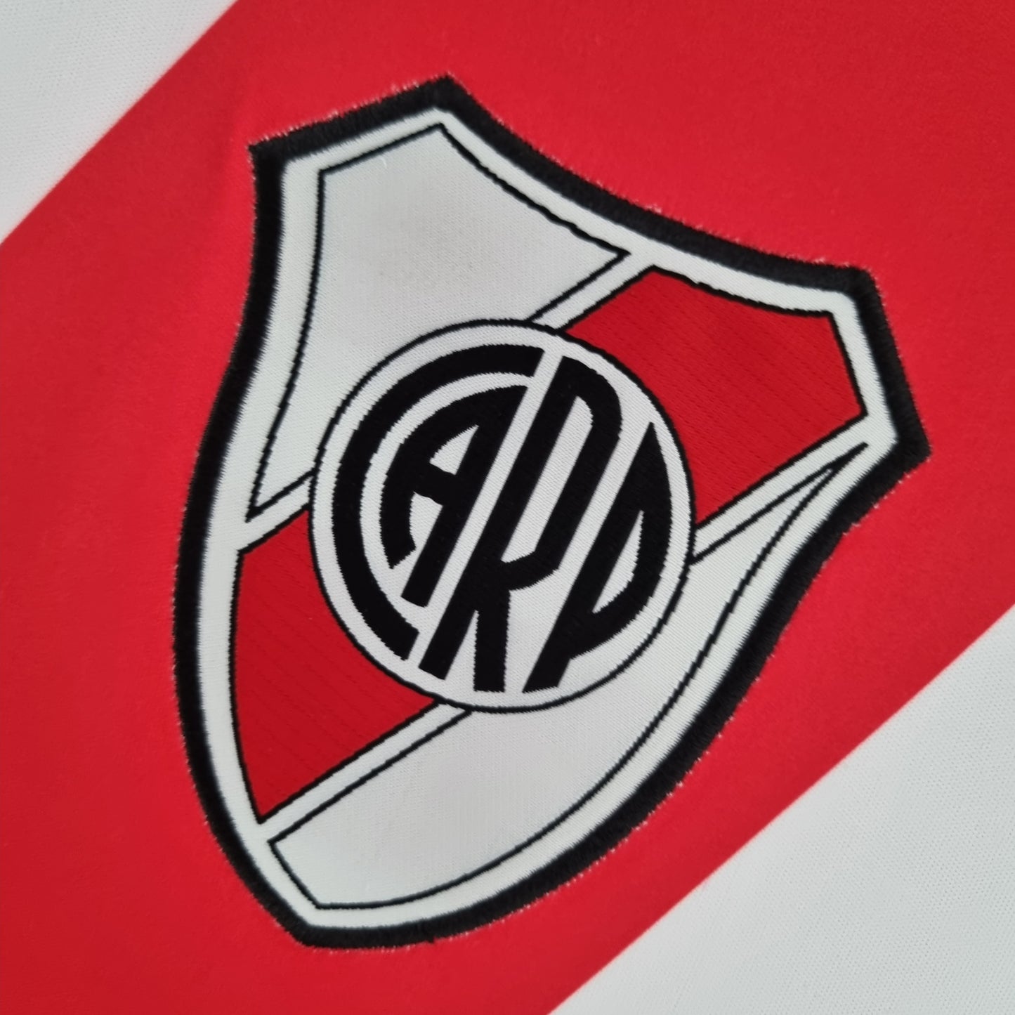 Retro River Plate 09/10 home