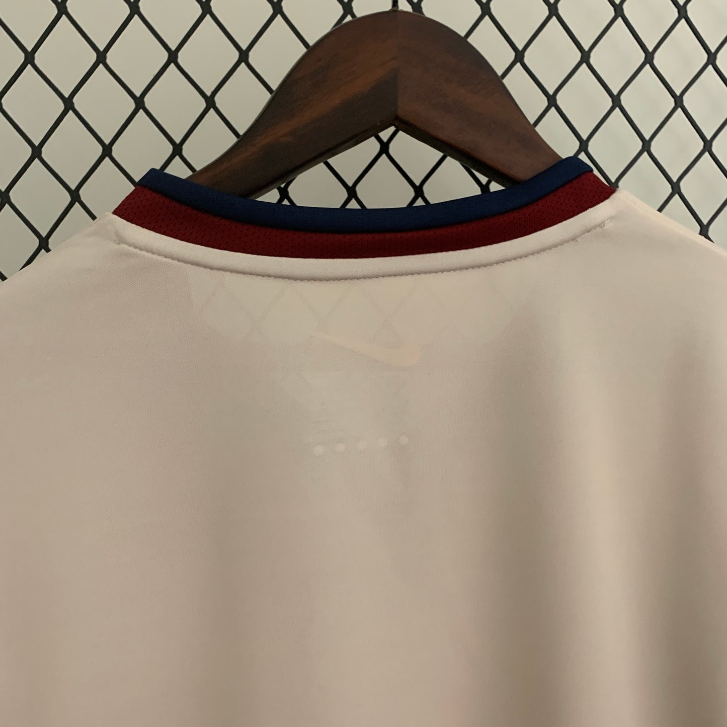 Retro Barcelona 98/99 Away