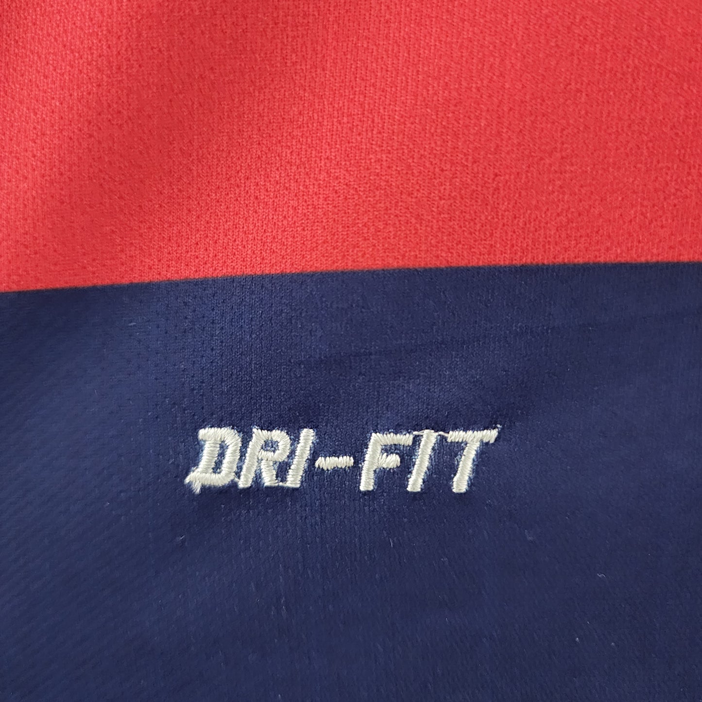Retro 15/16 Barcelona home