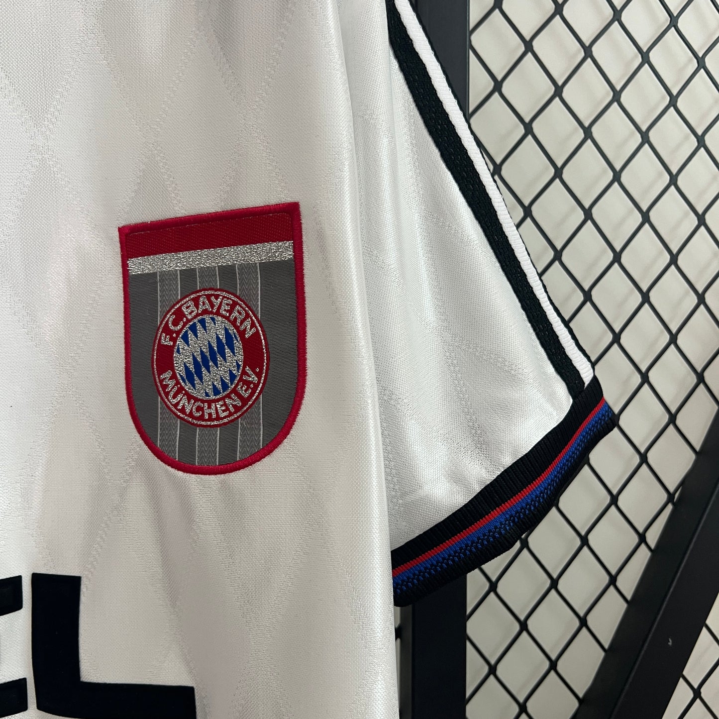 Retro Bayern Munich 96/98 Away