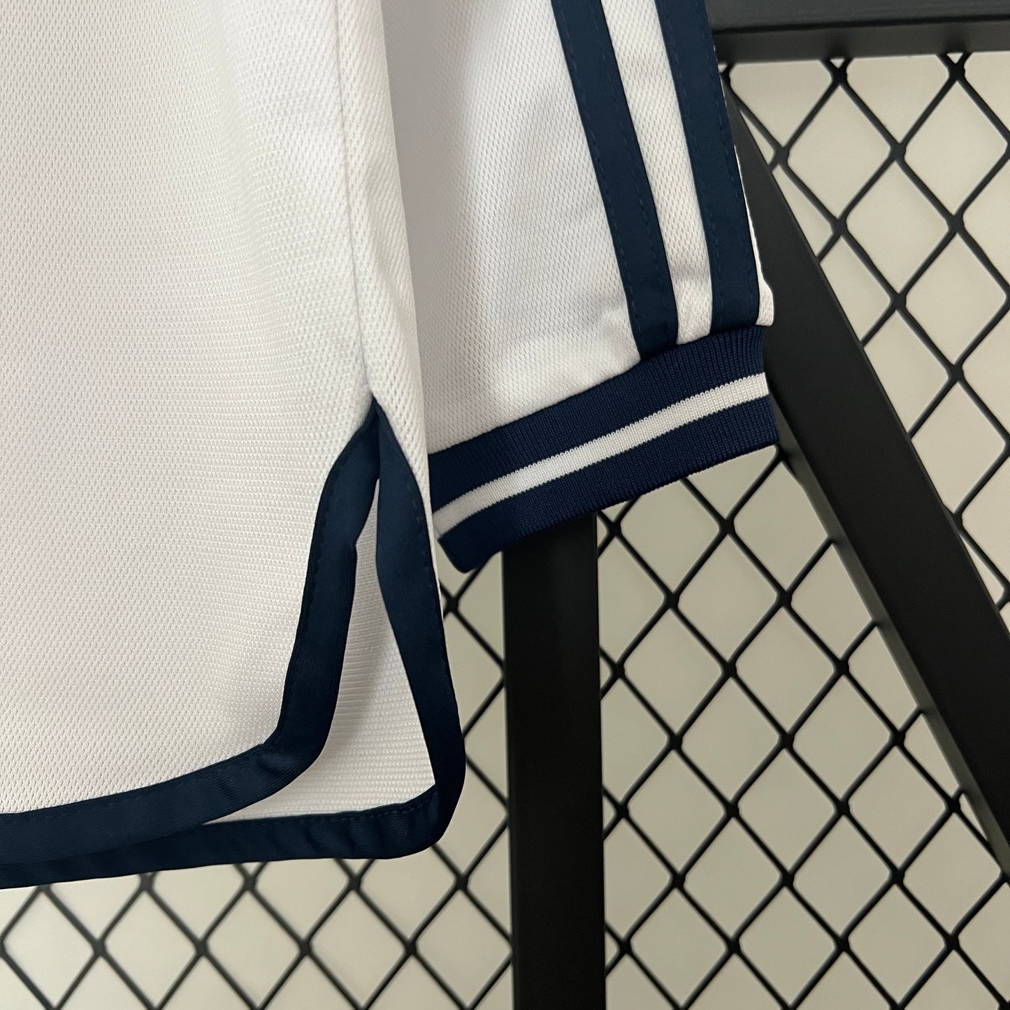 Retro long sleeve Real Madrid 00/01 Home
