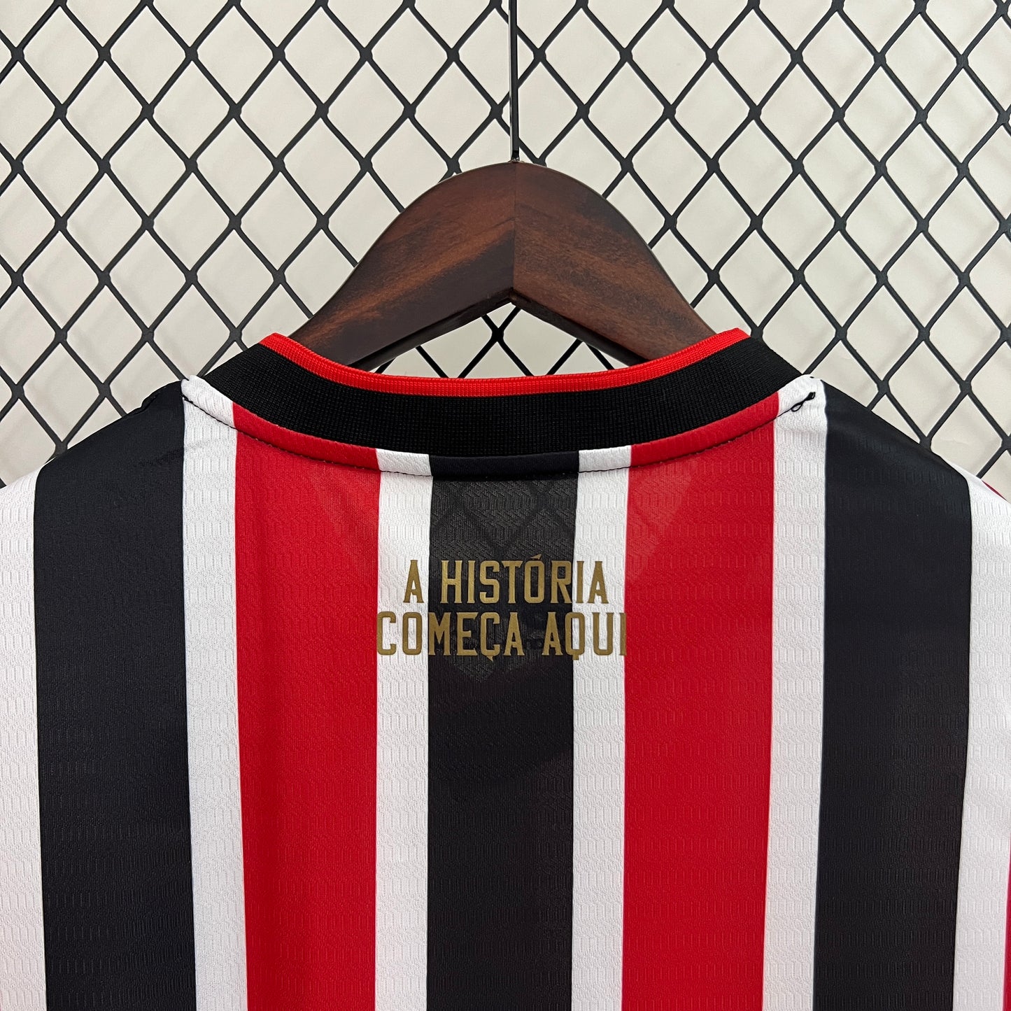 24/25 Vest Sao Paulo Away
