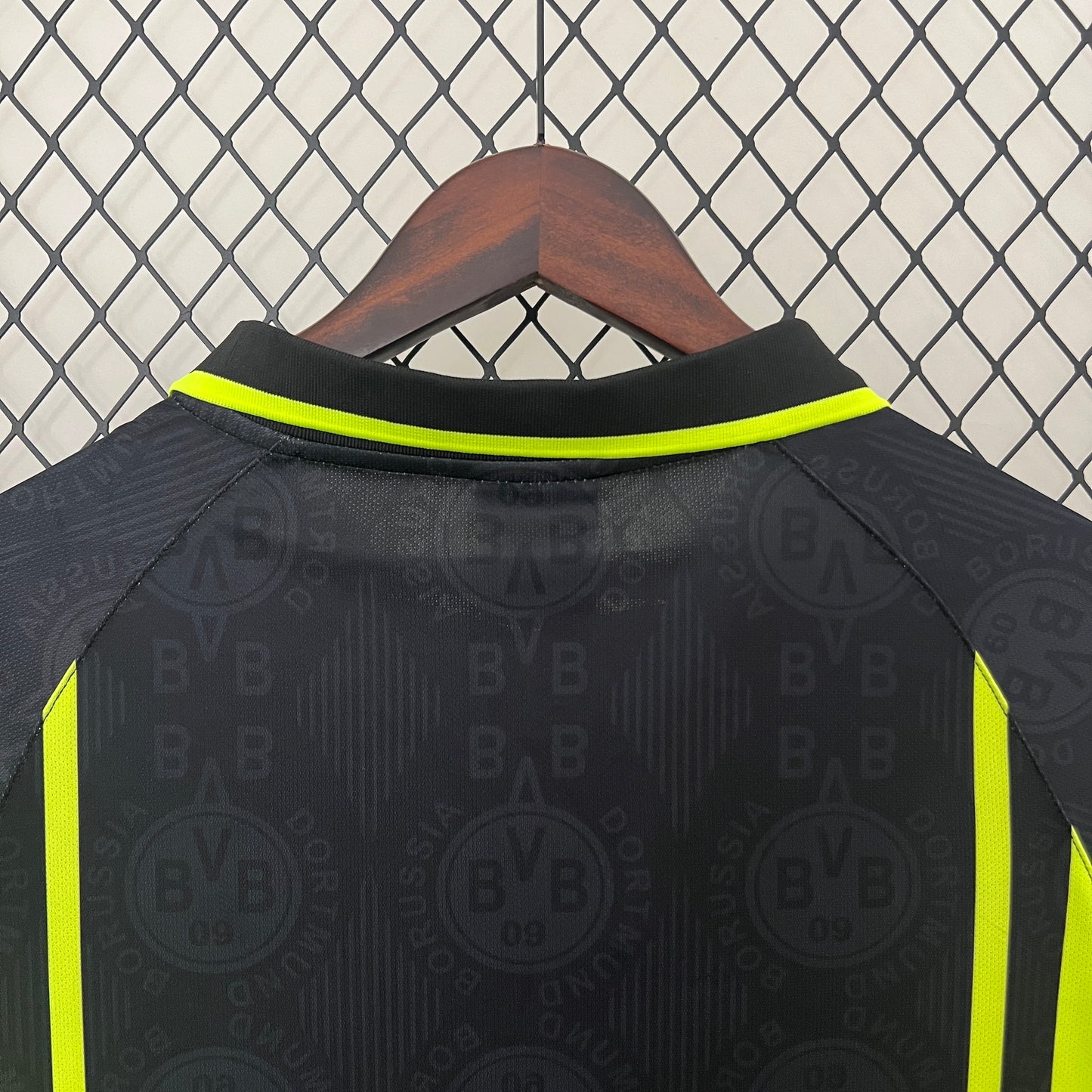 Retro Dortmund 96/97 Away