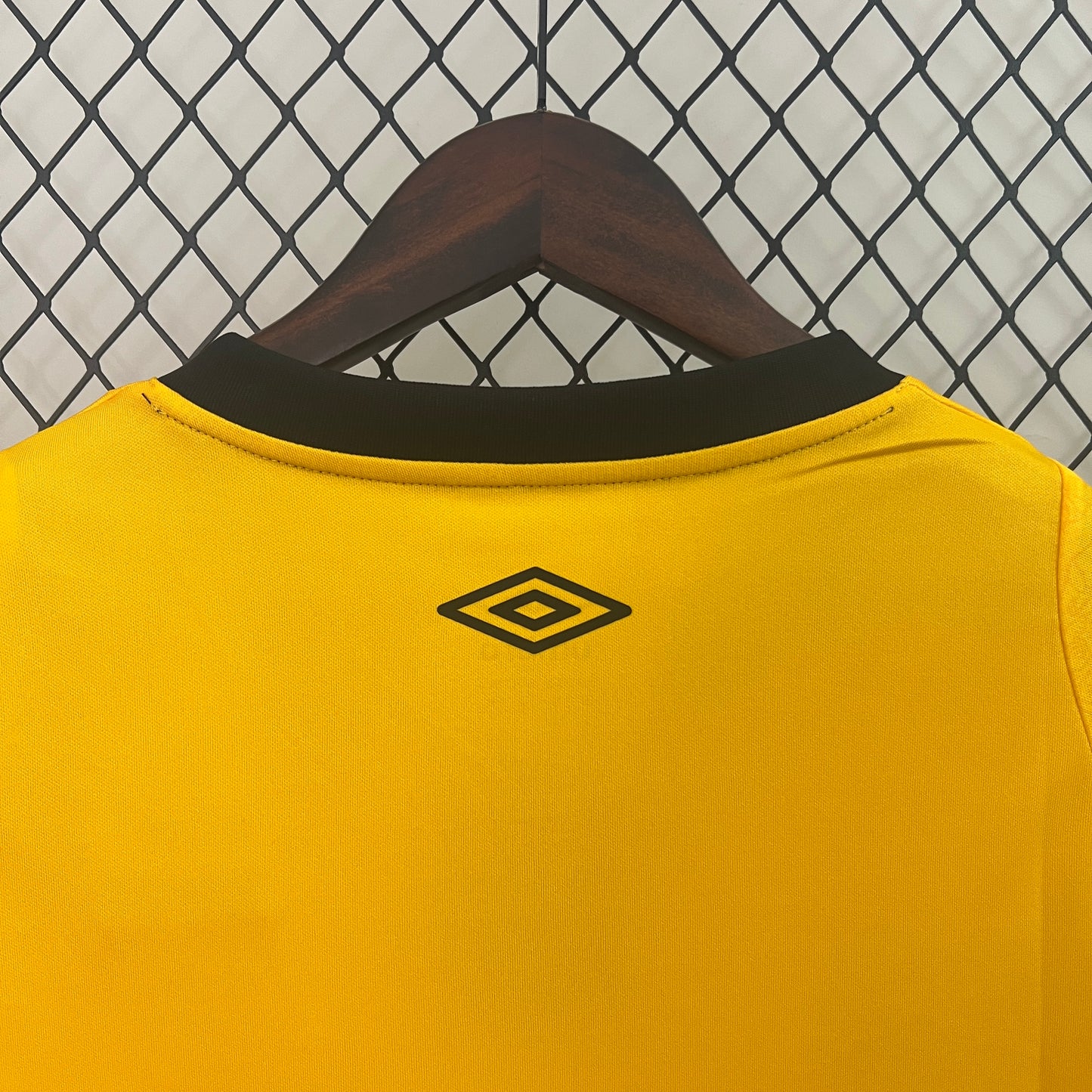 24/25 Recife away