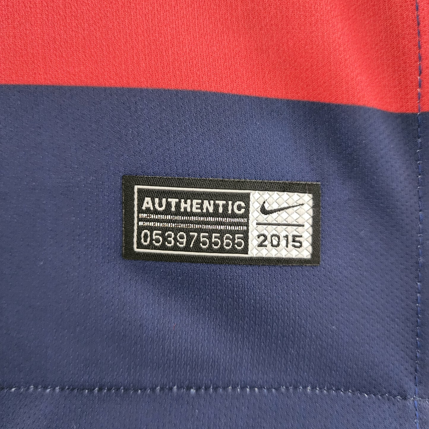 Retro 15/16 Barcelona home