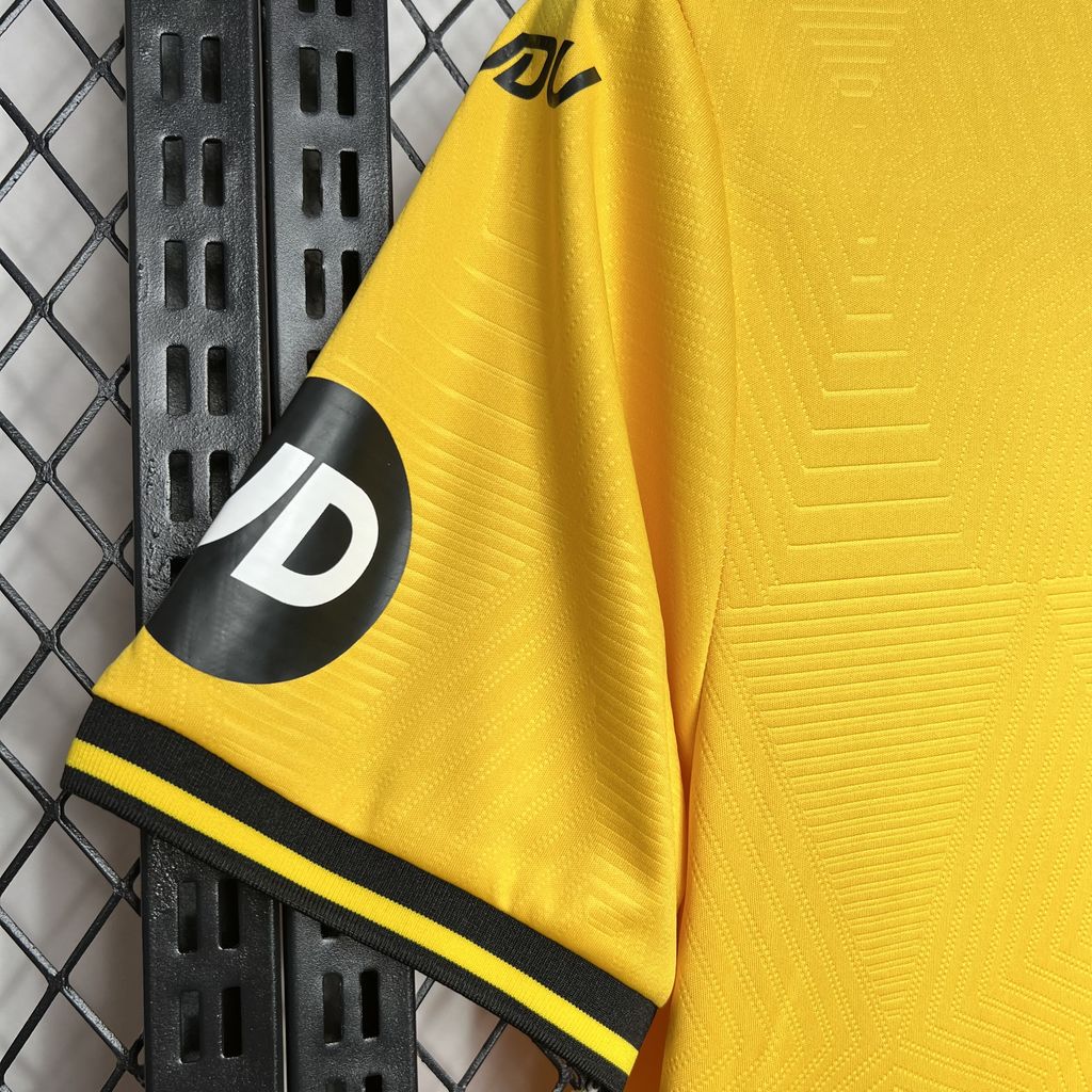 Wolves 2024/25 Home